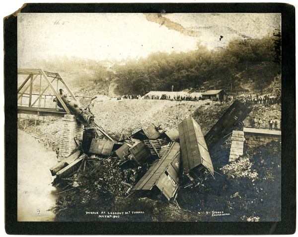 Train Wreck at the Lookout Mountain Tunnel, Chattanooga, 1907